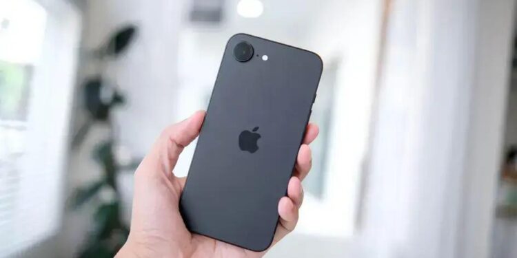 Apple redireciona produção de iPhones da Índia para evitar tarifas 1 Apple redireciona produção de iPhones da Índia para evitar tarifas