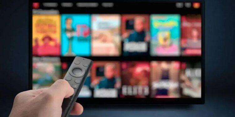 5 PASSOS FÁCEIS para ATUALIZAR os aplicativos da sua SMART TV AGORA!