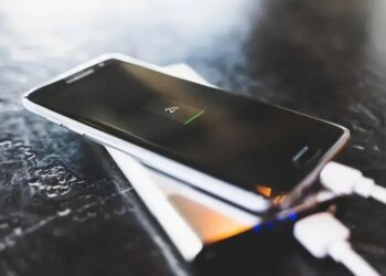 6 DICAS INFALÍVEIS para Prolongar a Bateria do seu Samsung em 2025!