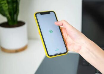 Você sabia que pode MUDAR a qualidade do seu DOWNLOAD automático no WhatsApp?