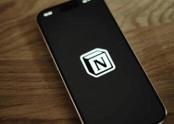 6 TEMPLATES IMPERDÍVEIS para ORGANIZAR seus ESTUDOS com Notion em 2025!