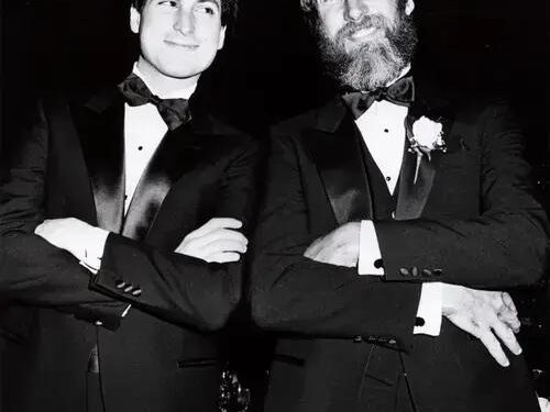 A PUBLICIDADE da Apple que VOCÊ NÃO CONHECE: 6 Fatos Surpreendentes! 1 A PUBLICIDADE da Apple que VOCÊ NÃO CONHECE: 6 Fatos Surpreendentes!