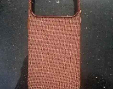 Apple troca o FineWoven: O que você precisa saber em 2025!