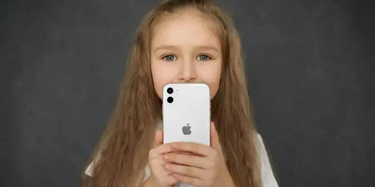 FAÇA ISSO AGORA: Como Bloquear Conteúdos Adultos no Seu iPhone ou iPad!