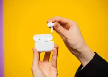 O que fazer se surgirem ALERTAS nos seus AirPods?