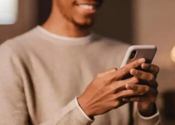 PARE de ficar sem espaço no iPhone 17! Descubra o FIM dos 128 GB!