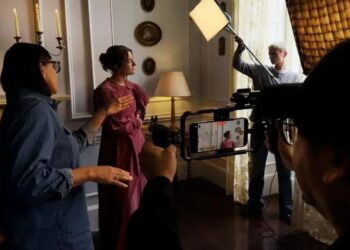 Apple lanza FINAL CUT CAMERA 2.0 com PRORES RAW no iPhone 17 Pro – Não perca!