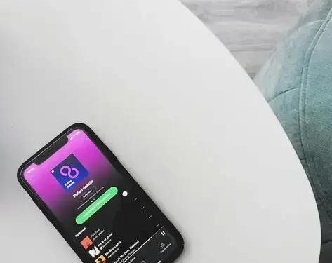 Como ALTERNAR entre MÚSICA e VIDECLIPE no Spotify em 2025!