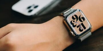 FAÇA ISSO no seu Apple Watch: Como resetar a Central de Controle RÁPIDO!