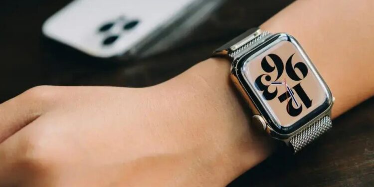 FAÇA ISSO no seu Apple Watch: Como resetar a Central de Controle RÁPIDO!