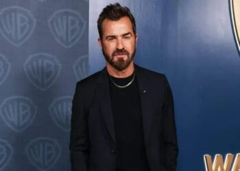 JUSTIN THEROUX e DARIUS FRASER estão na nova série Wild Things da Apple TV+!