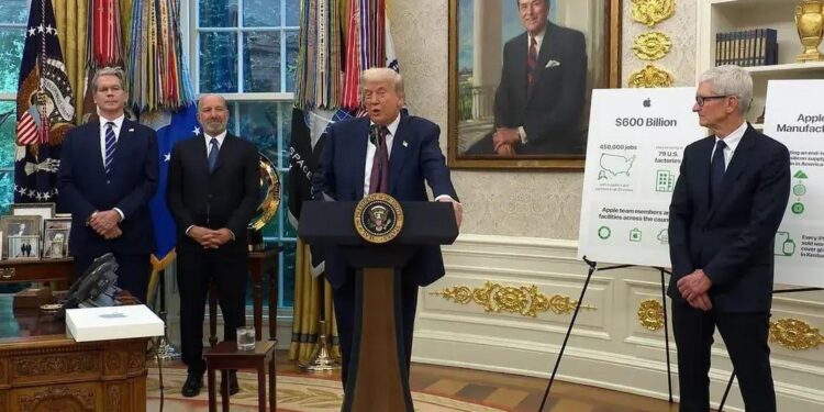 O que Tim Cook realmente disse a Trump na Casa Branca? 1 O que Tim Cook realmente disse a Trump na Casa Branca?