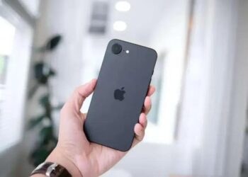 Oferta IMPERDÍVEL: iPhone 16e de 128GB com 40% de DESCONTO em 2025!