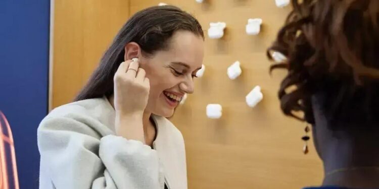 PARE de Fazer Isso com Seus AirPods: A Limpeza é a Solução!