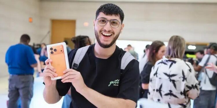 POR QUE TODO MUNDO QUER TROCAR DE iPHONE A CADA ANO?