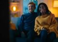 5 TENDÊNCIAS INCRÍVEIS de fotos de casal geradas por IA que você precisa conhecer em 2025! 12 5 TENDÊNCIAS INCRÍVEIS de fotos de casal geradas por IA que você precisa conhecer em 2025!