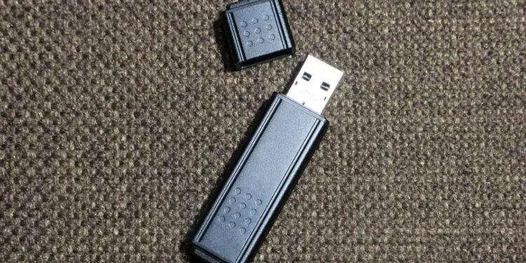 5 UTILITÁRIOS INDISPENSÁVEIS para o seu PENDRIVE BOOTÁVEL em 2025! 1 5 UTILITÁRIOS INDISPENSÁVEIS para o seu PENDRIVE BOOTÁVEL em 2025!