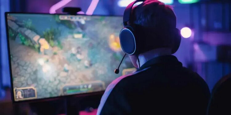 8 JOGOS EXCLUSIVOS DE PC que Você Precisa Conhecer em 2025!