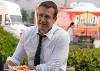 Apple TV compra os direitos de "Sponsor" com Jason Segel; veja detalhes! 5 Apple TV compra os direitos de "Sponsor" com Jason Segel; veja detalhes!