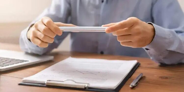 Aprenda a ESCANEAR documentos no seu iPhone e iPad com segurança!