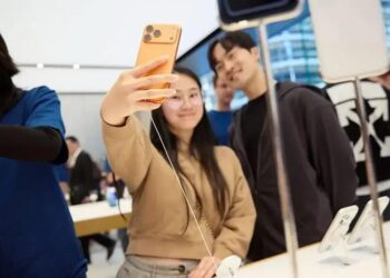 Descubra como a NOVA câmera frontal do iPhone 17 AIR REVOLUCIONOU as selfies! 3 Descubra como a NOVA câmera frontal do iPhone 17 AIR REVOLUCIONOU as selfies!