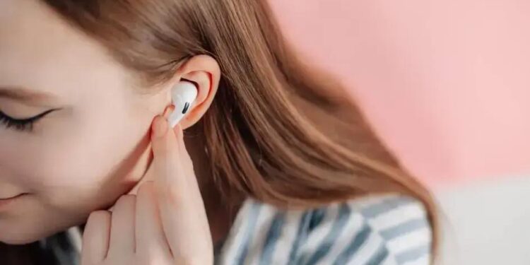 FAÇA ISSO nos AirPods: Como PAUSAR reprodução ao dormir! 1 FAÇA ISSO nos AirPods: Como PAUSAR reprodução ao dormir!