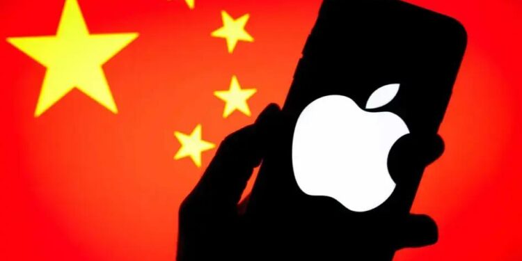 NÃO DESISTA da China! Apple promete novos investimentos em 2025