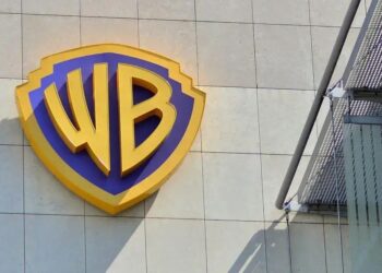PARE de ignorar a AQUISIÇÃO da Warner Bros. Discovery pela Apple!