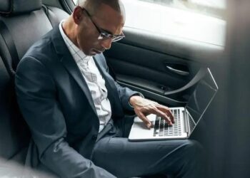 PARE de sentir ENJOOS com seu Mac em veículos! 8 PARE de sentir ENJOOS com seu Mac em veículos!