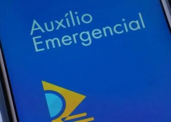 PARE! Você sabe se precisa devolver o Auxílio Emergencial em 2025?